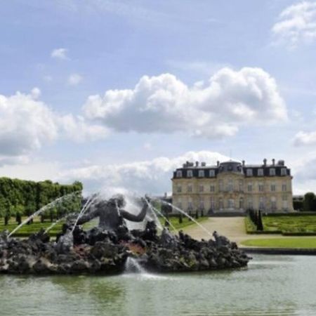 Studio Du Chateau Daire Champs-Sur-Marne Dış mekan fotoğraf